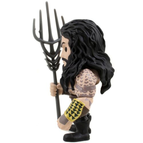 DC Comics Metals Die-Cast AQUAMAN (M15) Toy Figure, 4" (Sold Out)