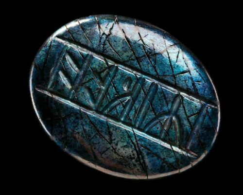 Weta Workshop's The Hobbit: Desolation of Smaug Kili's Rune Stone